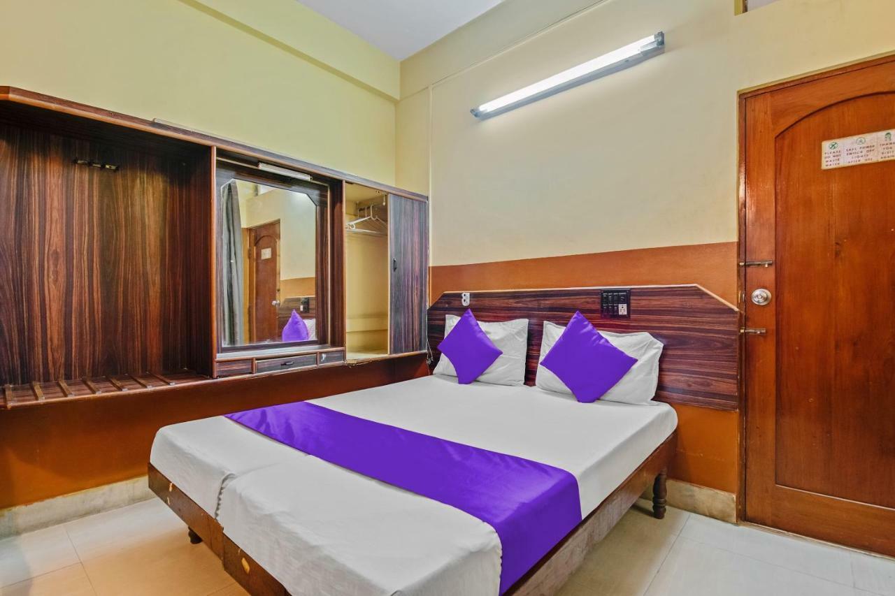 Spot On 48699 Hotel Pawansree Deluxe Lodge Bangalore Exteriör bild